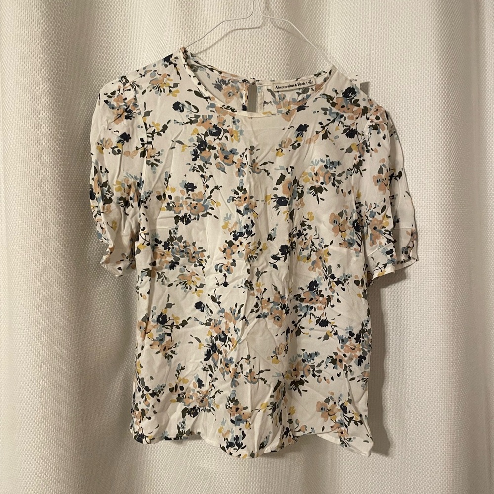 Abercrombie & Fitch Floral Blouse in Cream and Blue